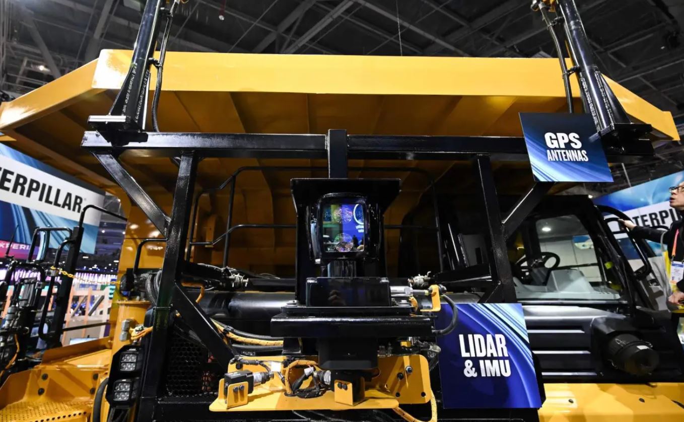Caterpillar разрабатывает инструмент ИИ с учётом опыта автоматизации в горнодобыче - 1